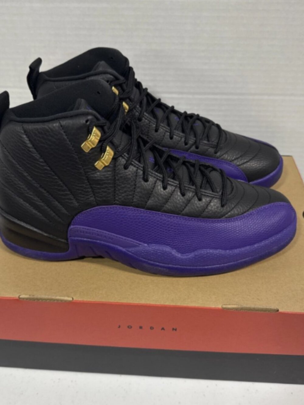 Air Jordan 12 Retro 'Field Purple' Sneakers